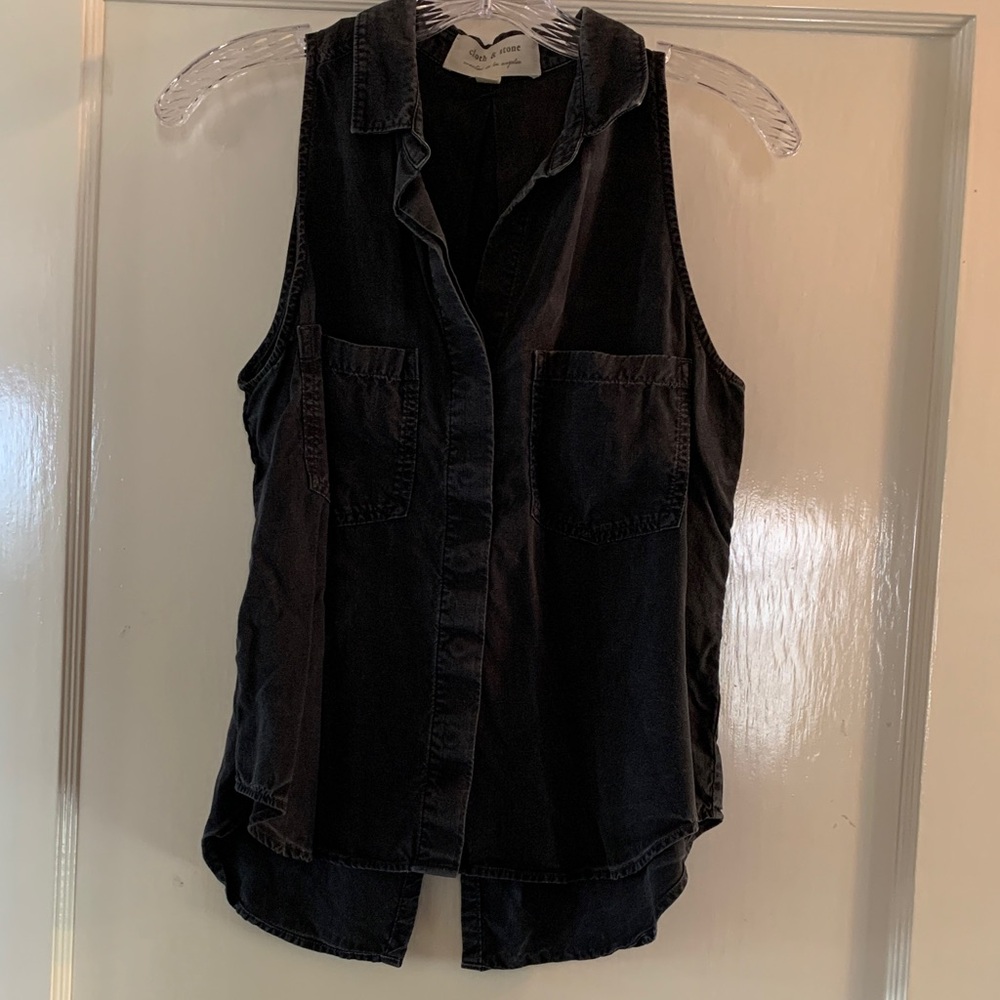 Anthropologie sleeveless button up